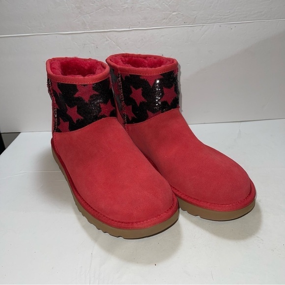 NEW UGG Woman Red and Black Pattern Sequin Boots Size 12 - Picture 10 of 12